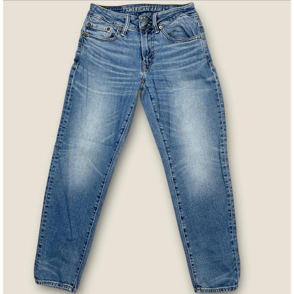 American Eagle Men's Next Level Airflex Slim Taper Light Wash Denim Jeans
